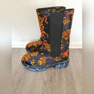 Free People Brooks Brocade Chelsea Boot Size 7 (EU 37.5)